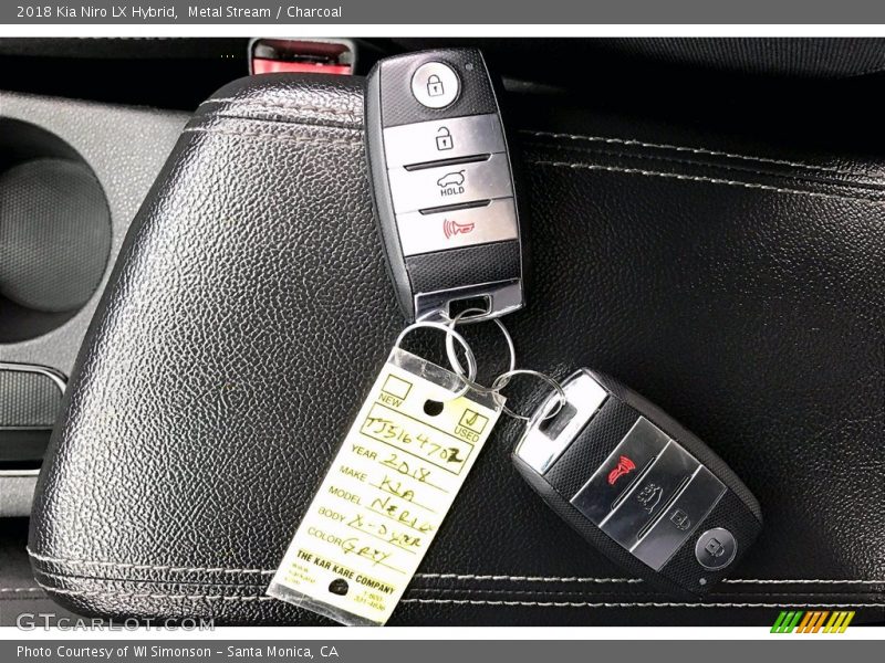 Keys of 2018 Niro LX Hybrid