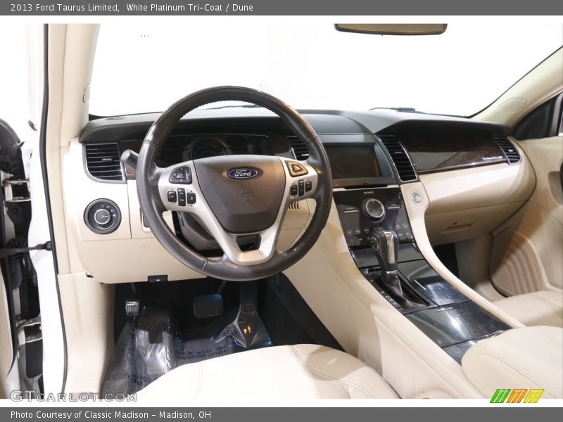 White Platinum Tri-Coat / Dune 2013 Ford Taurus Limited