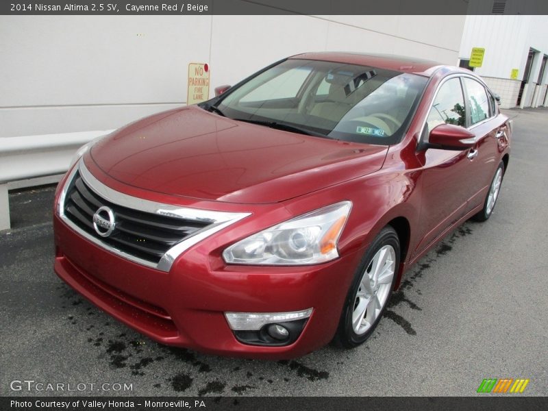 Cayenne Red / Beige 2014 Nissan Altima 2.5 SV