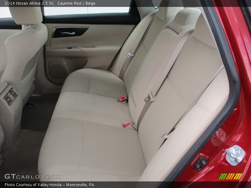 Cayenne Red / Beige 2014 Nissan Altima 2.5 SV