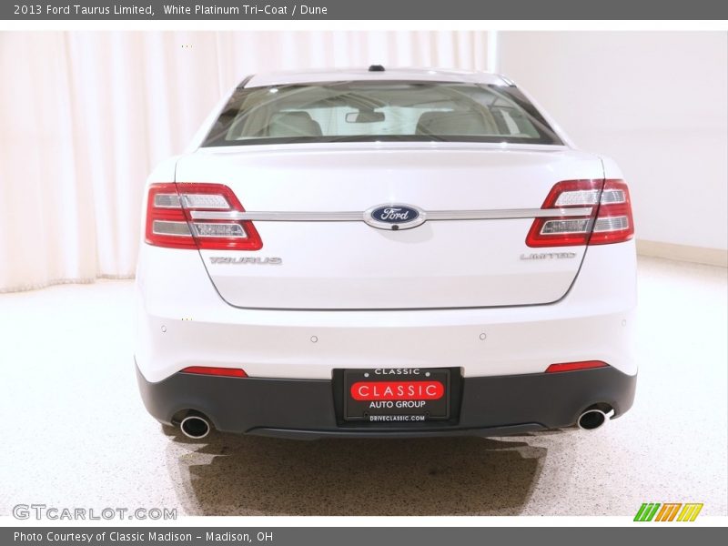White Platinum Tri-Coat / Dune 2013 Ford Taurus Limited