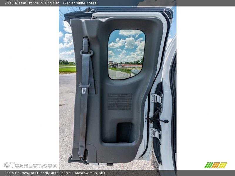 Glacier White / Steel 2015 Nissan Frontier S King Cab