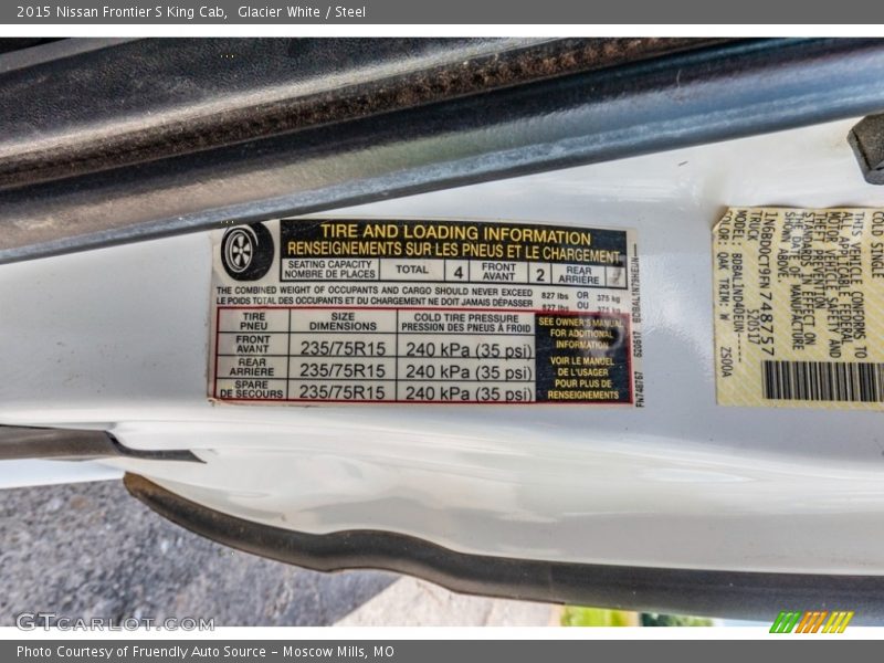 Glacier White / Steel 2015 Nissan Frontier S King Cab