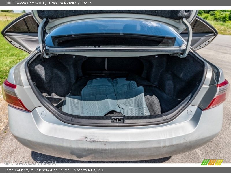 Titanium Metallic / Bisque 2007 Toyota Camry XLE