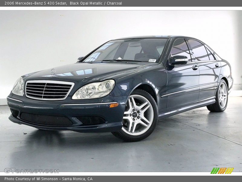 Front 3/4 View of 2006 S 430 Sedan