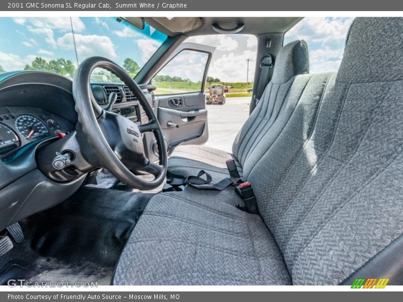 Front Seat of 2001 Sonoma SL Regular Cab
