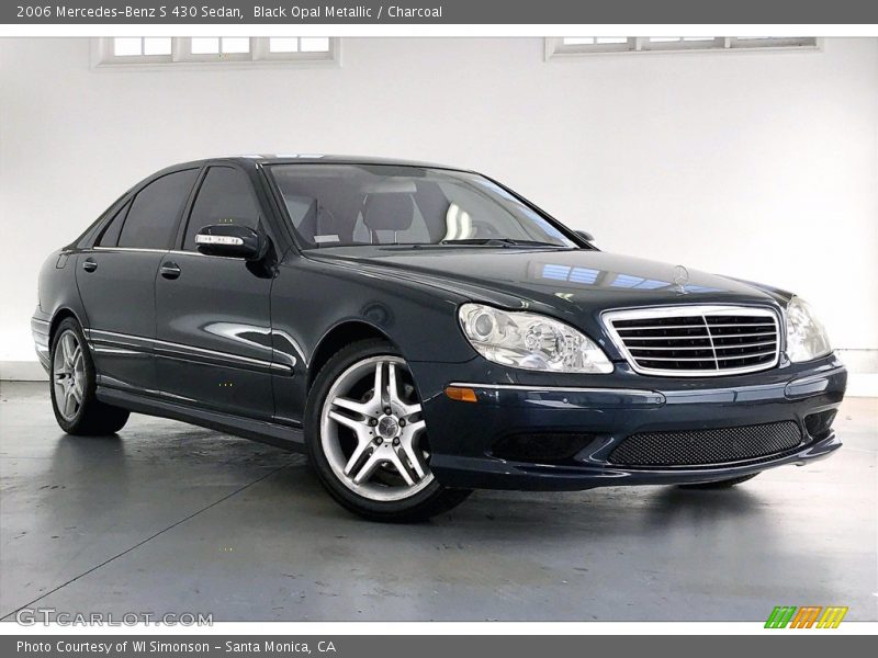 Front 3/4 View of 2006 S 430 Sedan