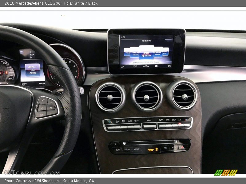 Polar White / Black 2018 Mercedes-Benz GLC 300
