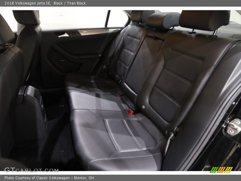 Black / Titan Black 2018 Volkswagen Jetta SE