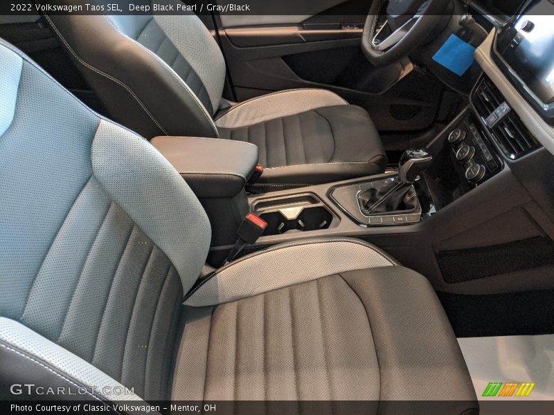  2022 Taos SEL Gray/Black Interior