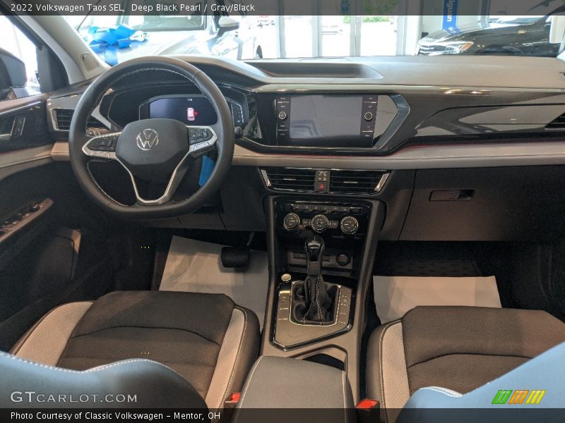  2022 Taos SEL Gray/Black Interior