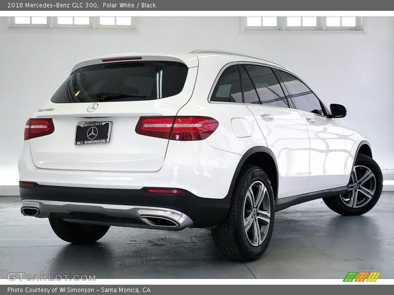 Polar White / Black 2018 Mercedes-Benz GLC 300