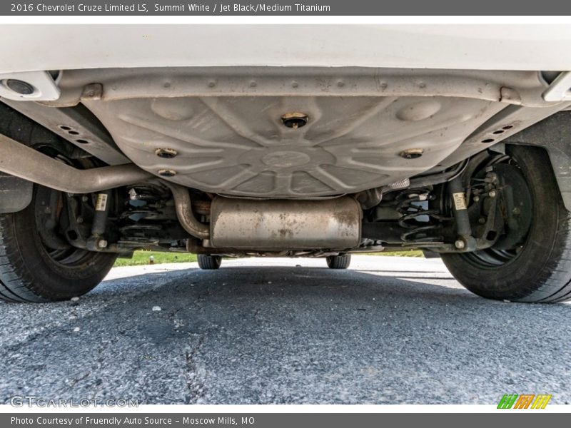 Summit White / Jet Black/Medium Titanium 2016 Chevrolet Cruze Limited LS