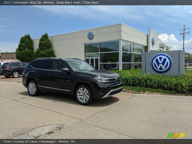 Deep Black Pearl / Titan Black 2021 Volkswagen Atlas SEL 4Motion