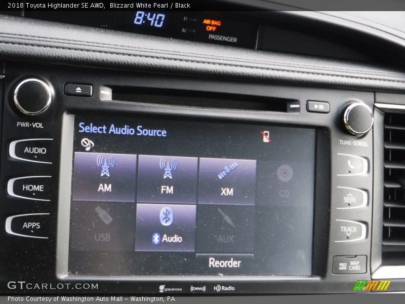 Blizzard White Pearl / Black 2018 Toyota Highlander SE AWD