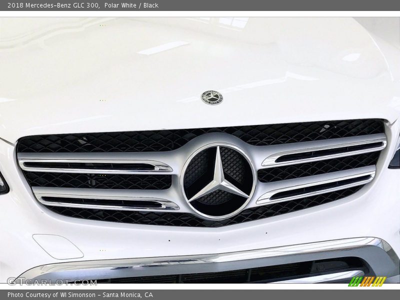 Polar White / Black 2018 Mercedes-Benz GLC 300