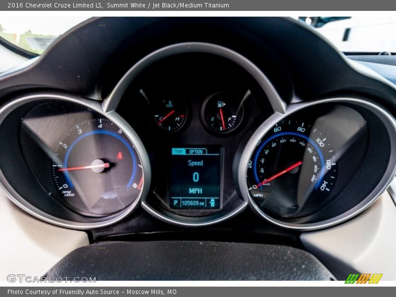 Summit White / Jet Black/Medium Titanium 2016 Chevrolet Cruze Limited LS
