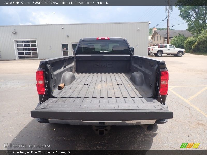 Onyx Black / Jet Black 2018 GMC Sierra 3500HD SLE Crew Cab 4x4