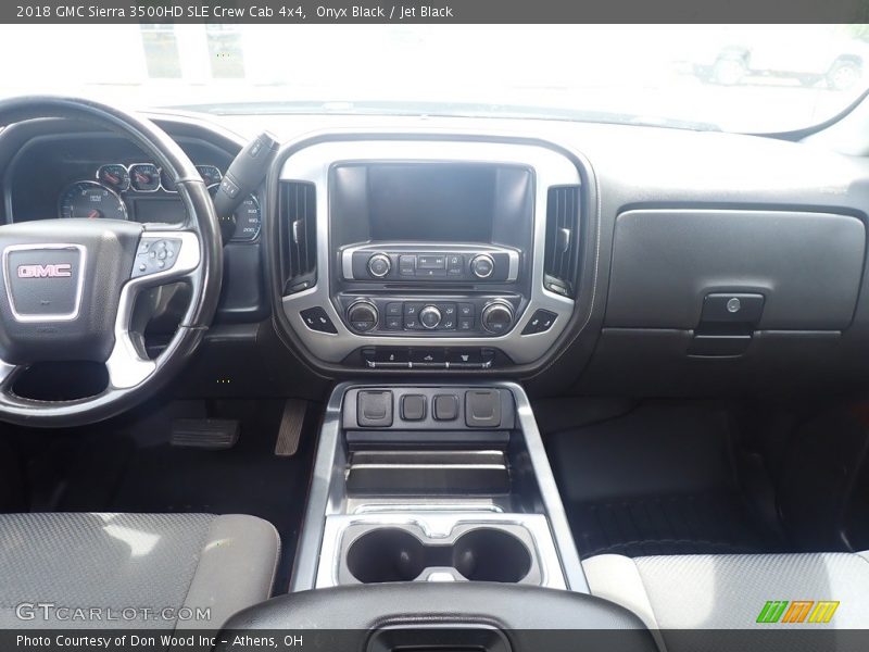 Onyx Black / Jet Black 2018 GMC Sierra 3500HD SLE Crew Cab 4x4