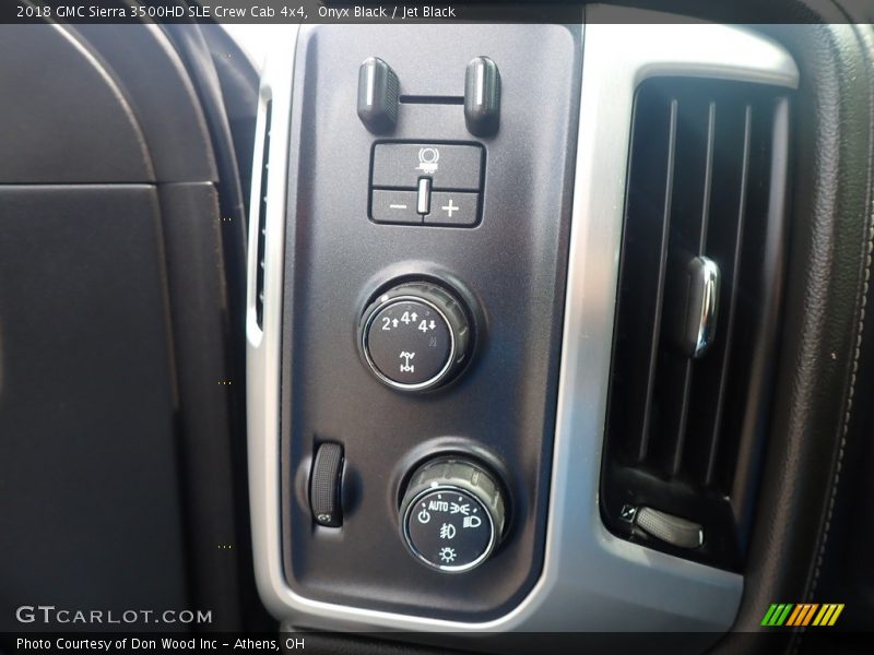 Onyx Black / Jet Black 2018 GMC Sierra 3500HD SLE Crew Cab 4x4