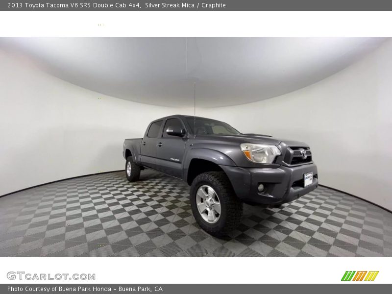 Silver Streak Mica / Graphite 2013 Toyota Tacoma V6 SR5 Double Cab 4x4