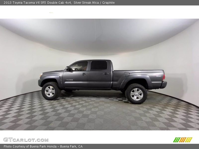 Silver Streak Mica / Graphite 2013 Toyota Tacoma V6 SR5 Double Cab 4x4