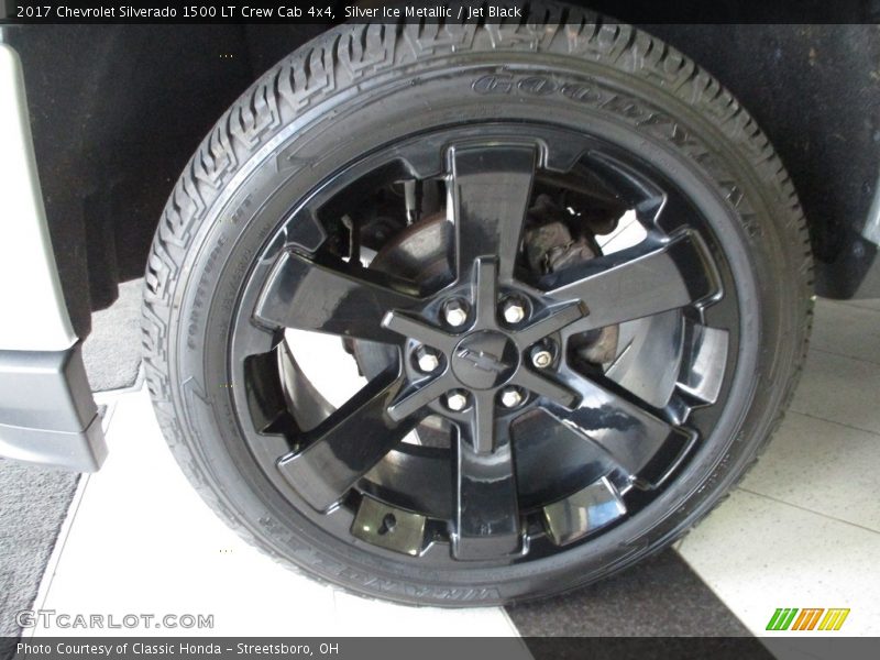 Silver Ice Metallic / Jet Black 2017 Chevrolet Silverado 1500 LT Crew Cab 4x4