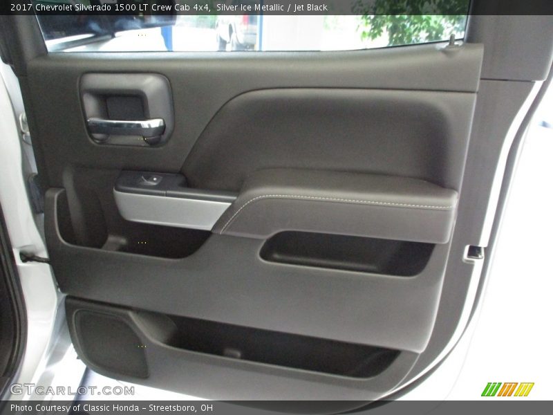Silver Ice Metallic / Jet Black 2017 Chevrolet Silverado 1500 LT Crew Cab 4x4