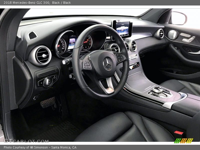 Black / Black 2018 Mercedes-Benz GLC 300
