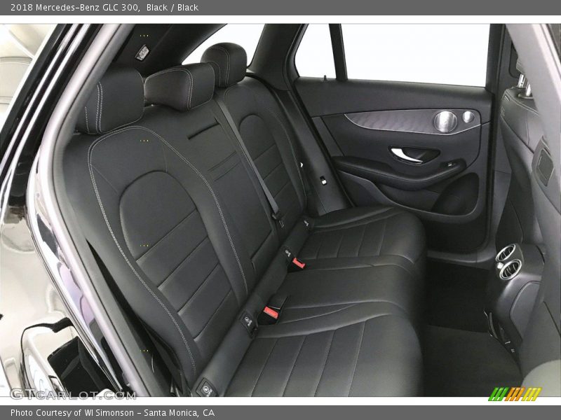 Black / Black 2018 Mercedes-Benz GLC 300
