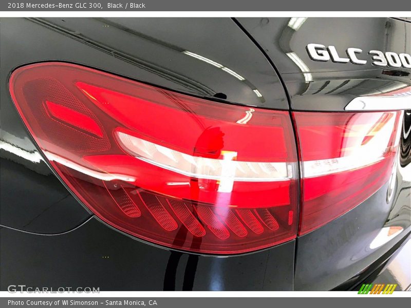 Black / Black 2018 Mercedes-Benz GLC 300