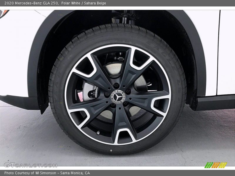 Polar White / Sahara Beige 2020 Mercedes-Benz GLA 250