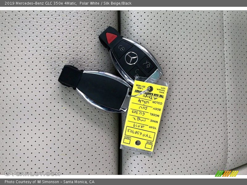 Polar White / Silk Beige/Black 2019 Mercedes-Benz GLC 350e 4Matic