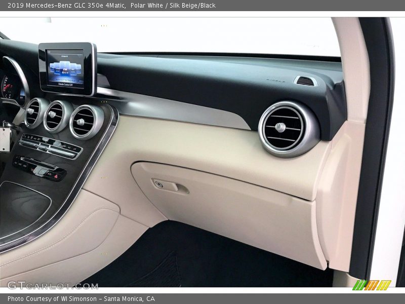 Polar White / Silk Beige/Black 2019 Mercedes-Benz GLC 350e 4Matic