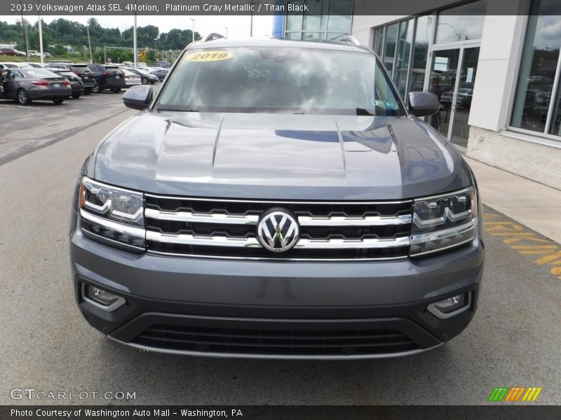 Platinum Gray Metallic / Titan Black 2019 Volkswagen Atlas SEL 4Motion