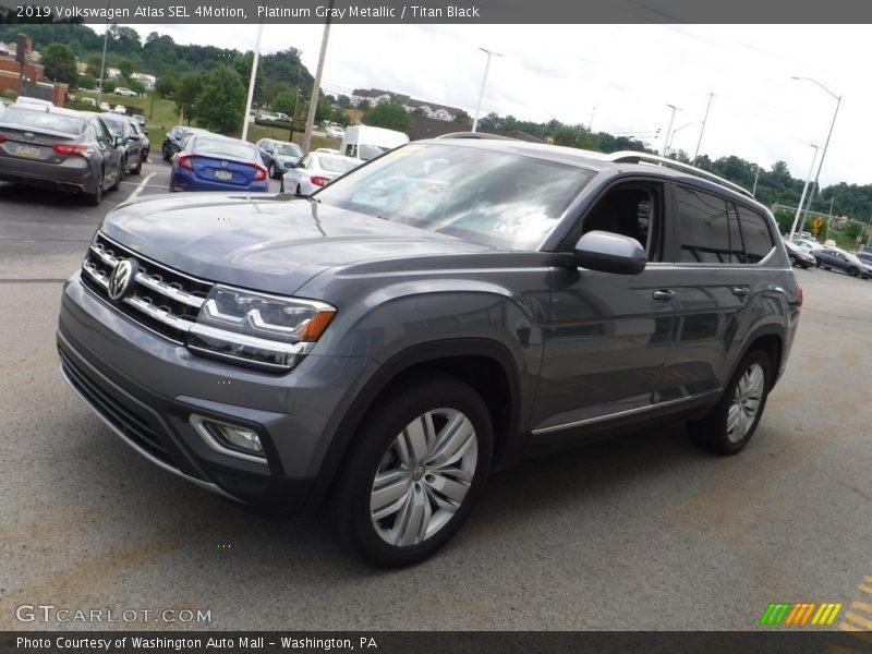 Platinum Gray Metallic / Titan Black 2019 Volkswagen Atlas SEL 4Motion