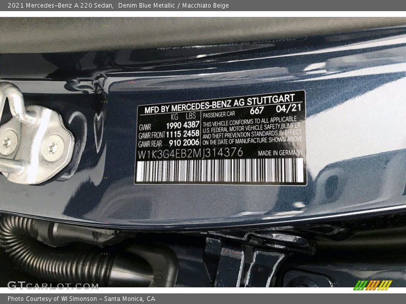 Denim Blue Metallic / Macchiato Beige 2021 Mercedes-Benz A 220 Sedan