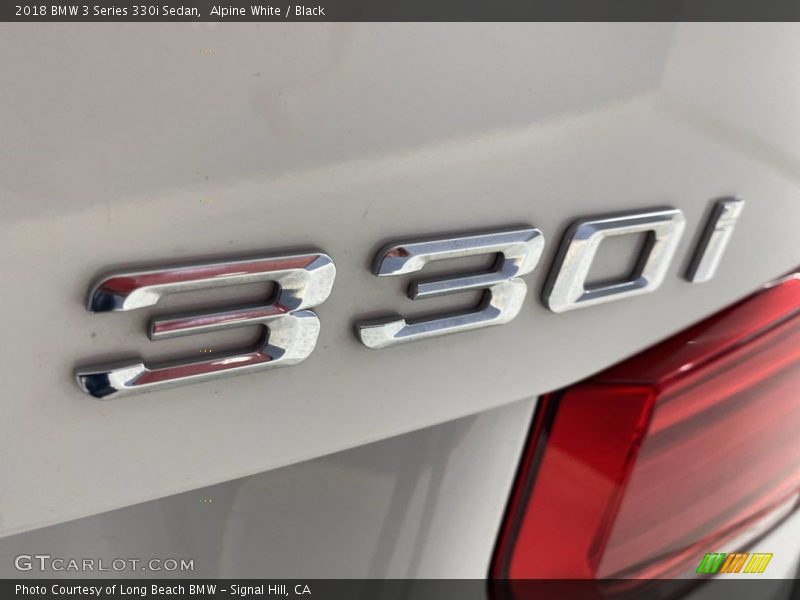 Alpine White / Black 2018 BMW 3 Series 330i Sedan