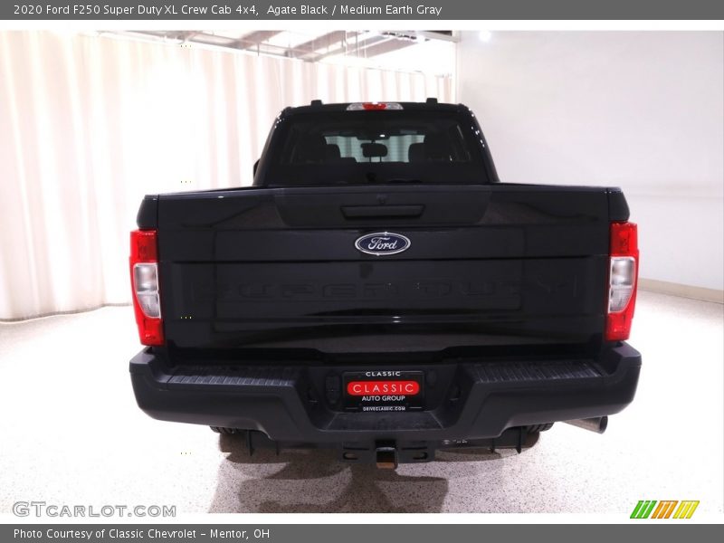 Agate Black / Medium Earth Gray 2020 Ford F250 Super Duty XL Crew Cab 4x4