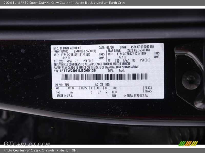 Agate Black / Medium Earth Gray 2020 Ford F250 Super Duty XL Crew Cab 4x4