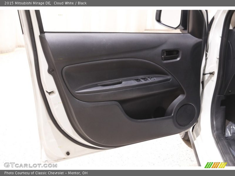 Cloud White / Black 2015 Mitsubishi Mirage DE