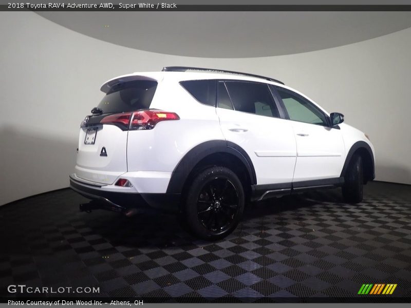 Super White / Black 2018 Toyota RAV4 Adventure AWD