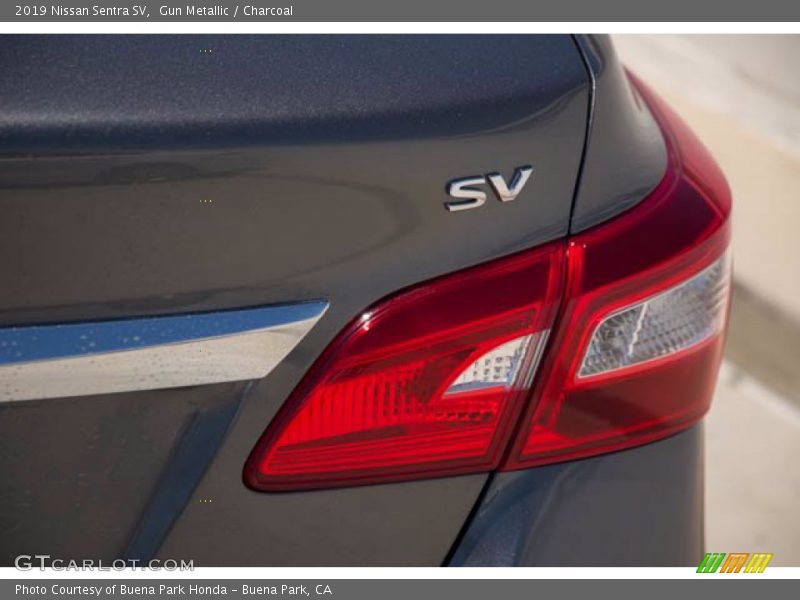 Gun Metallic / Charcoal 2019 Nissan Sentra SV