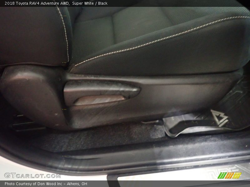 Super White / Black 2018 Toyota RAV4 Adventure AWD