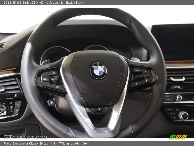 Jet Black / Black 2018 BMW 5 Series 530i xDrive Sedan