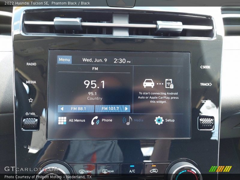 Phantom Black / Black 2022 Hyundai Tucson SE