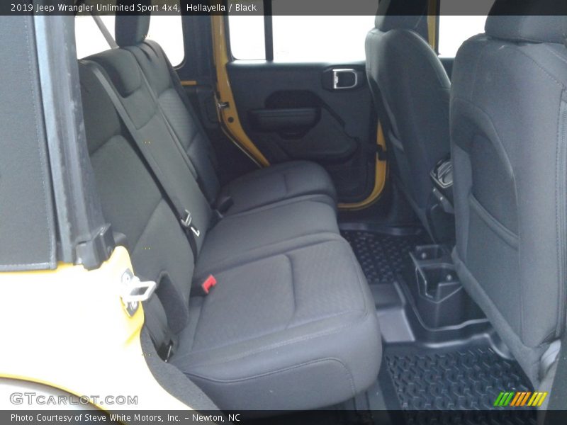 Hellayella / Black 2019 Jeep Wrangler Unlimited Sport 4x4