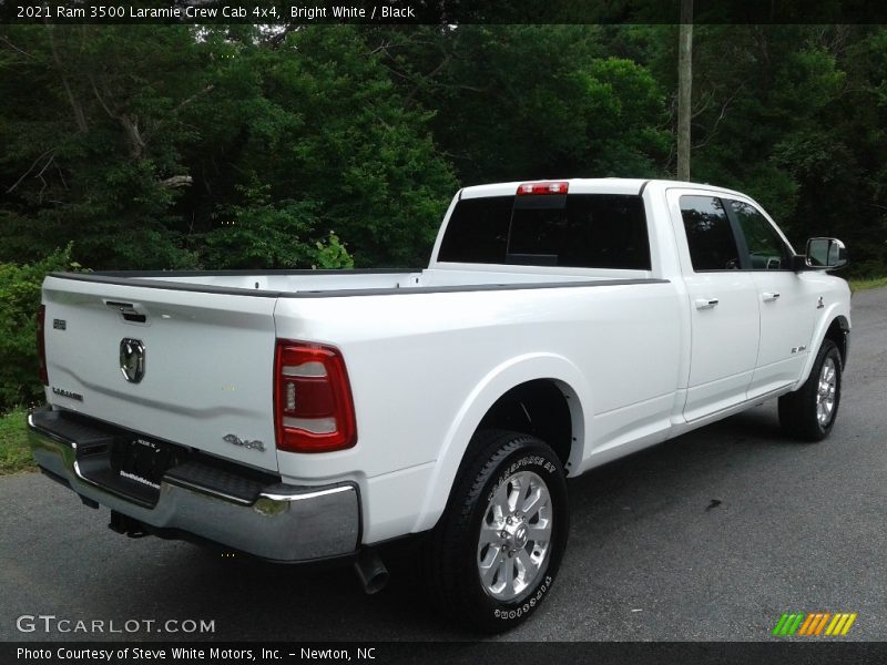 Bright White / Black 2021 Ram 3500 Laramie Crew Cab 4x4