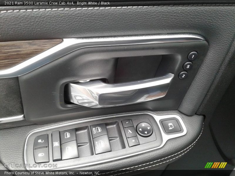 Bright White / Black 2021 Ram 3500 Laramie Crew Cab 4x4