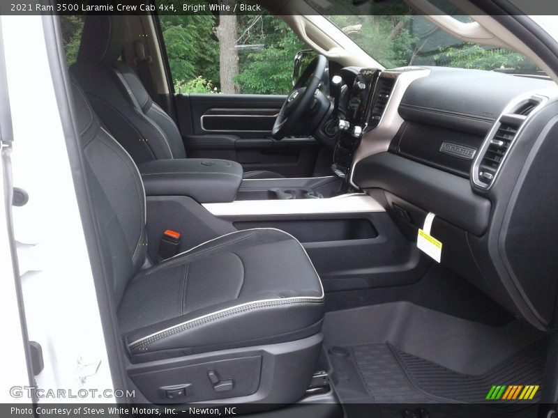 Bright White / Black 2021 Ram 3500 Laramie Crew Cab 4x4